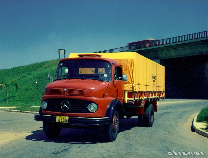  Caminhão 1113