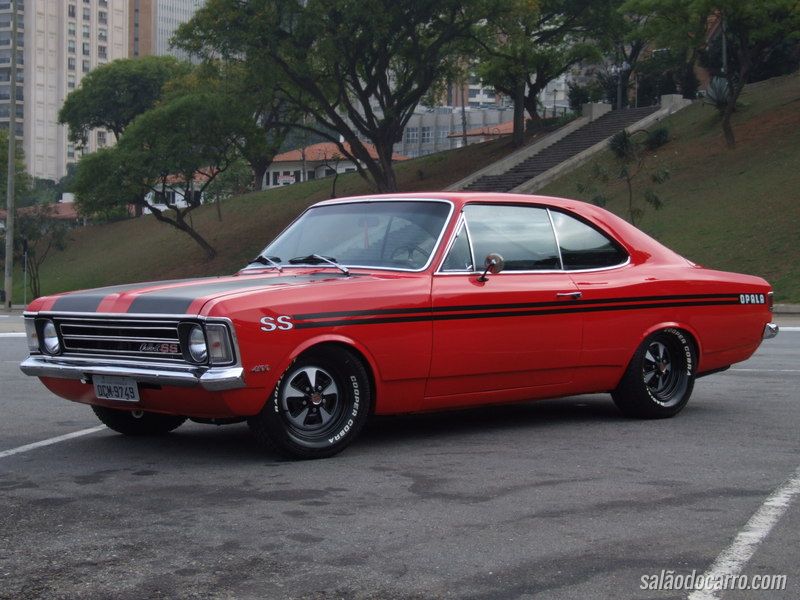 5 carros clássicos que pararam de ser produzidos