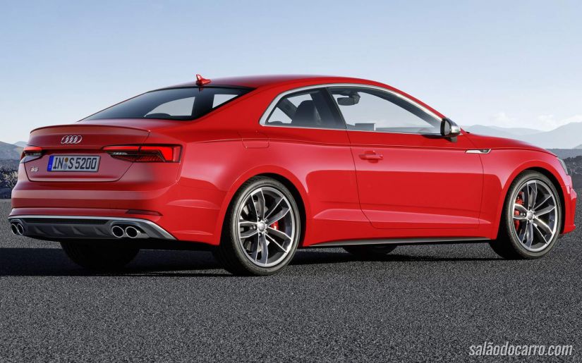 Novo Audi RS5 com motor de 500 cv pode chegar em 2016