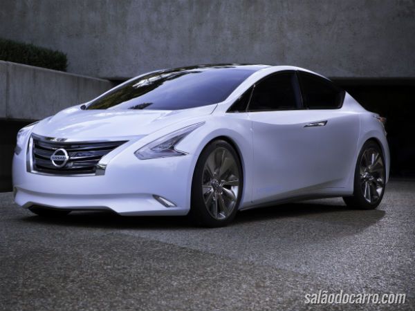 Nissan aposta em carro elétrico movido a etanol