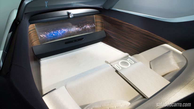 Rolls-Royce apresenta o protótipo 103 EX
