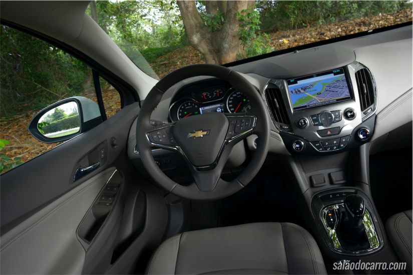 Chevrolet Cruze LTZ - 1.4 Turbo