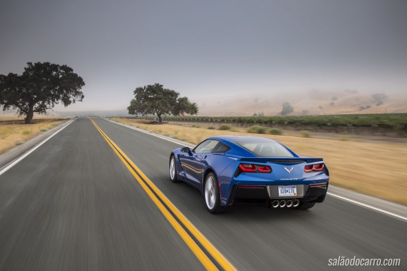Chevrolet Corvette C8 virá com motor central