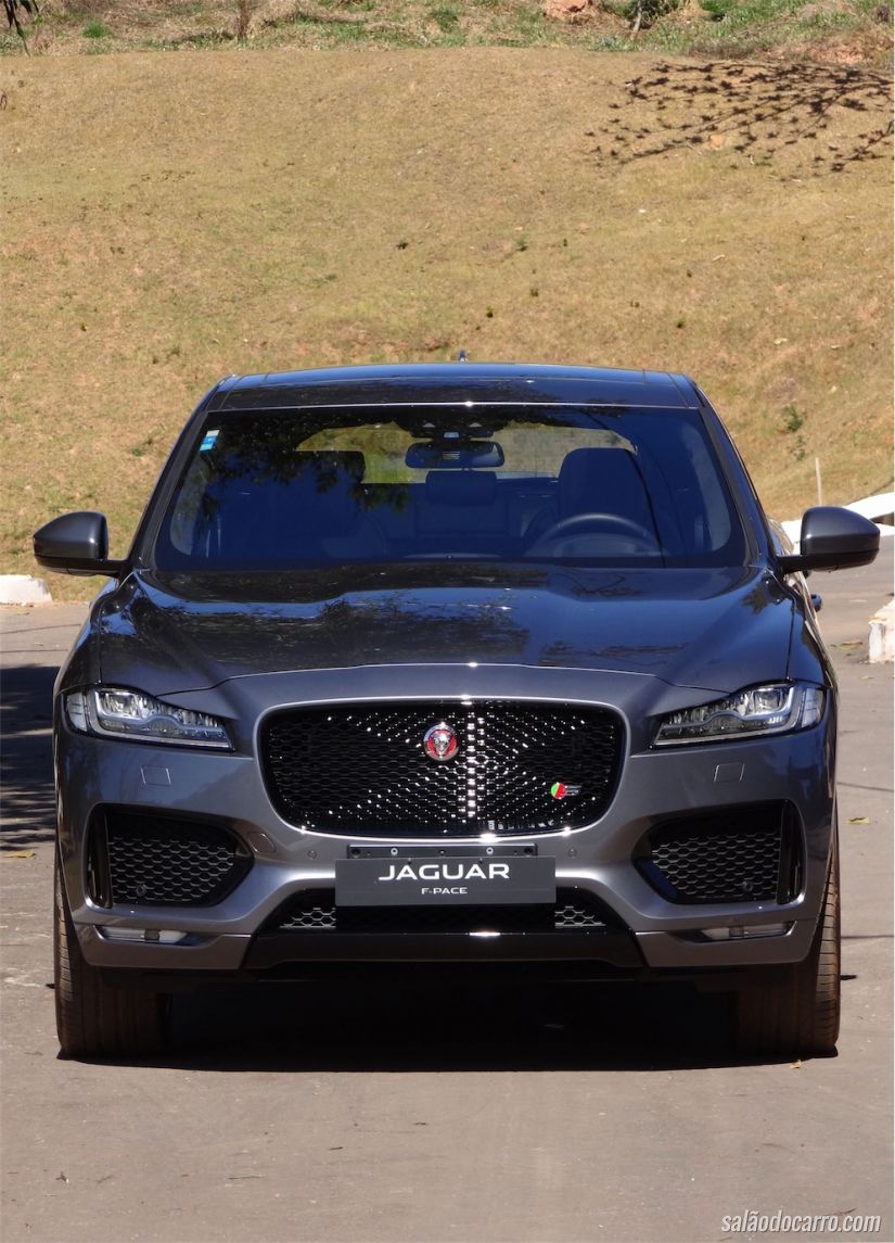Jaguar F-Pace