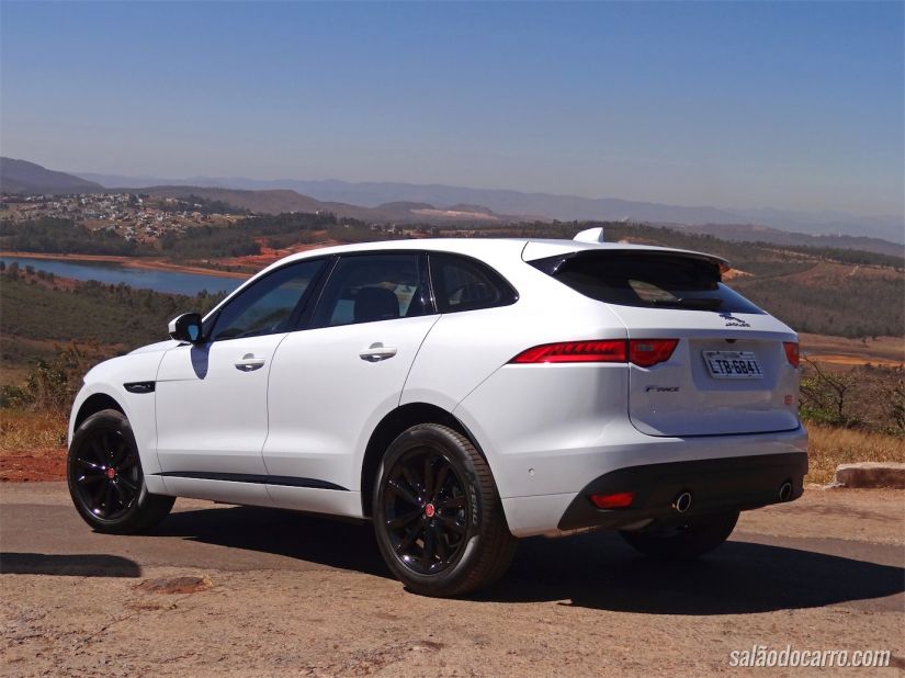 Jaguar F-Pace