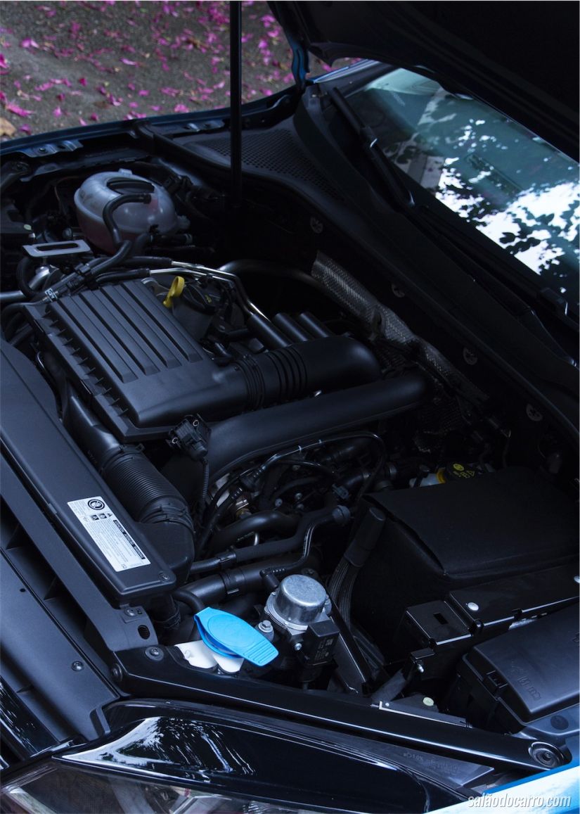 Volkswagen Golf Highline 1.4 TSI