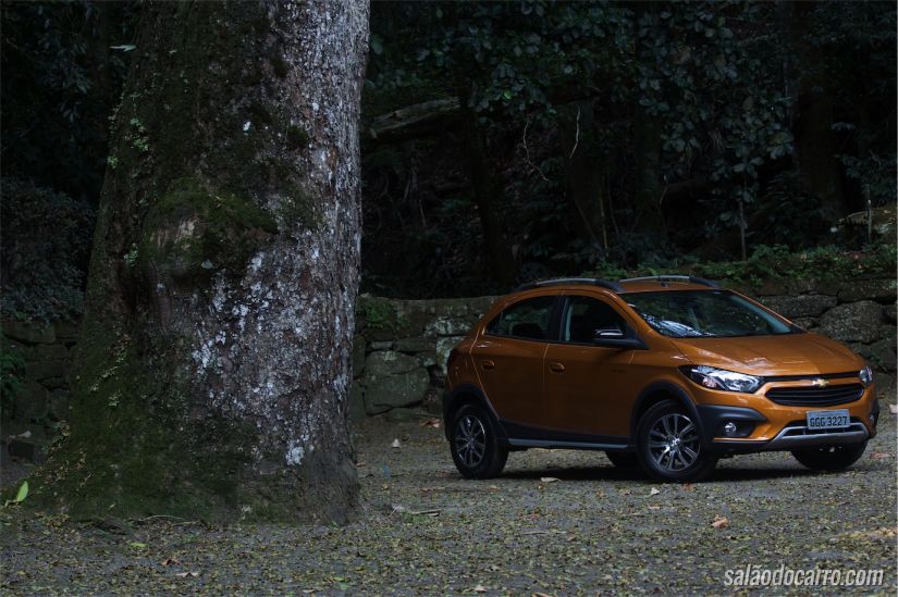 Chevrolet Onix Activ