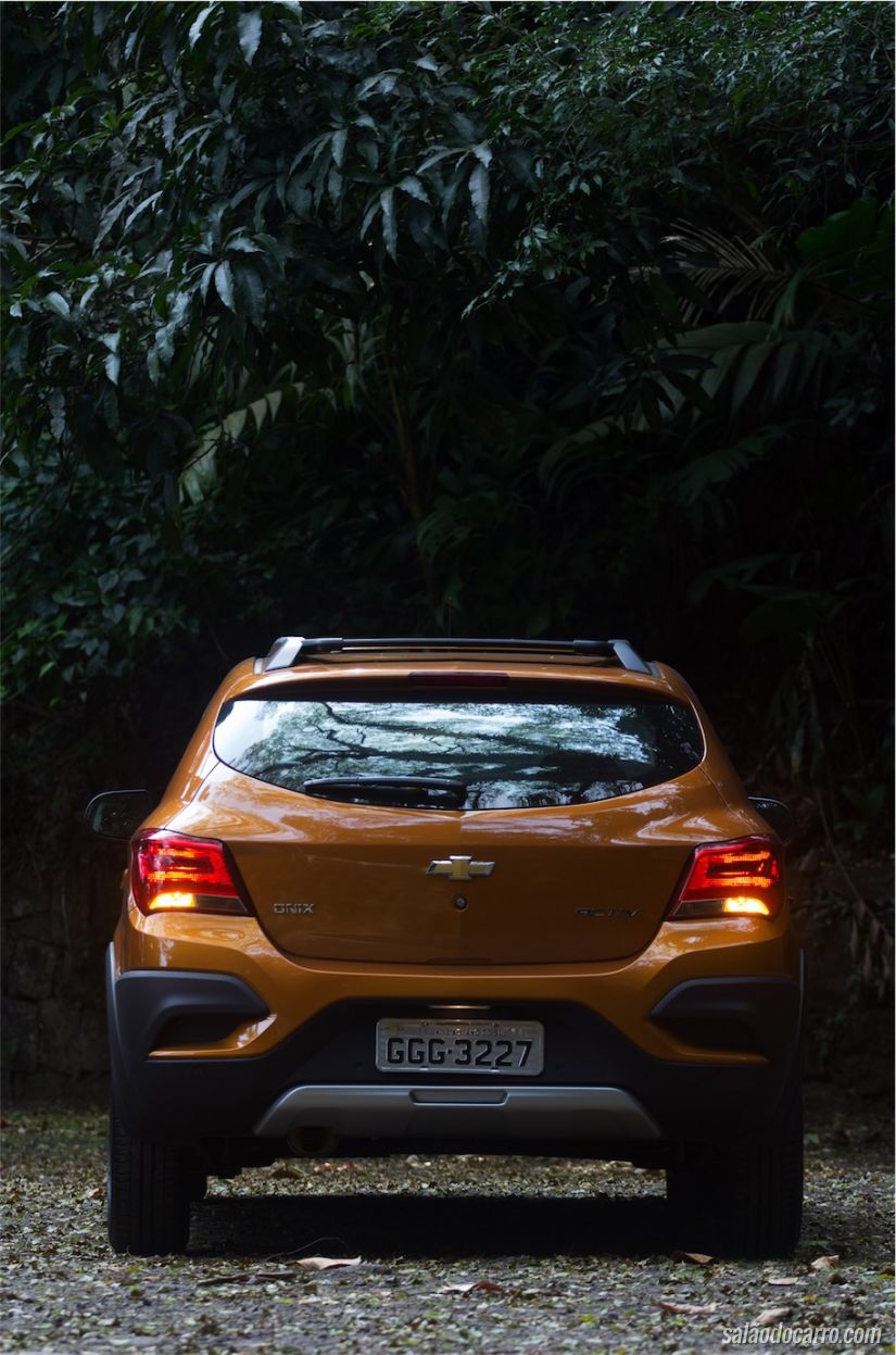 Chevrolet Onix Activ