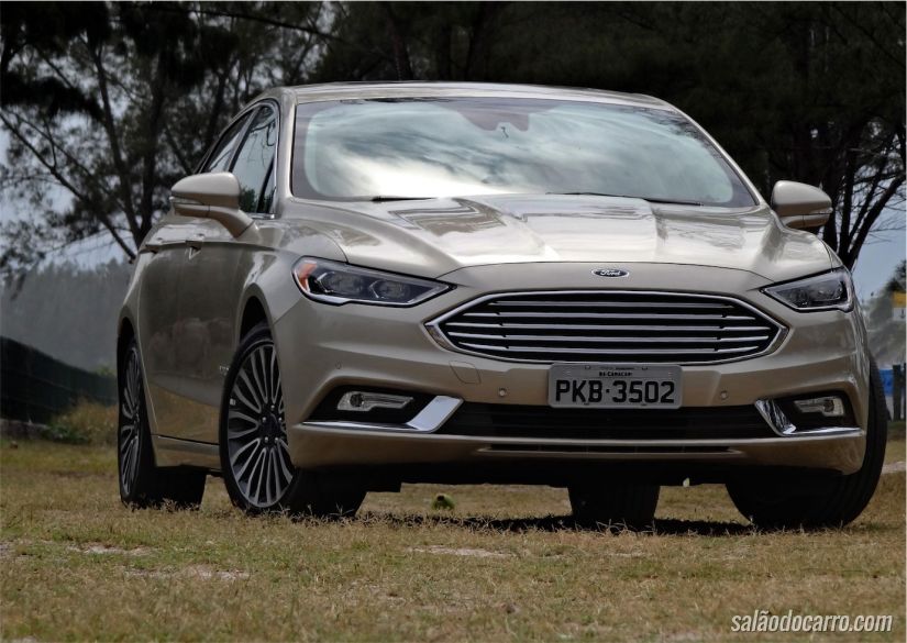 Ford Fusion Hybrid 2017