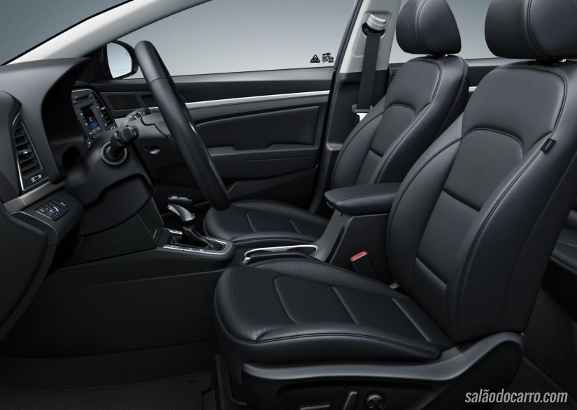 Hyundai Elantra 2017 tem preços a partir de R$ 84.990