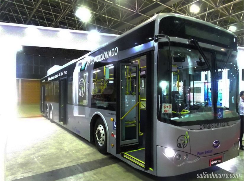 Ônibus BYD elétrico