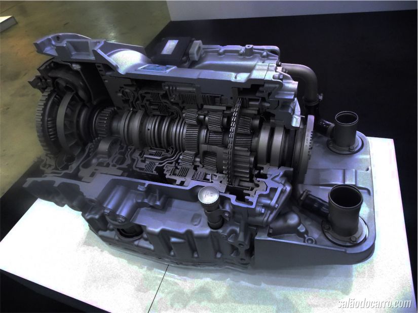 Câmbio ZF Ecolife com Start/Stop