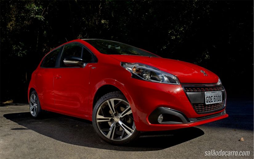 Peugeot 208 GT