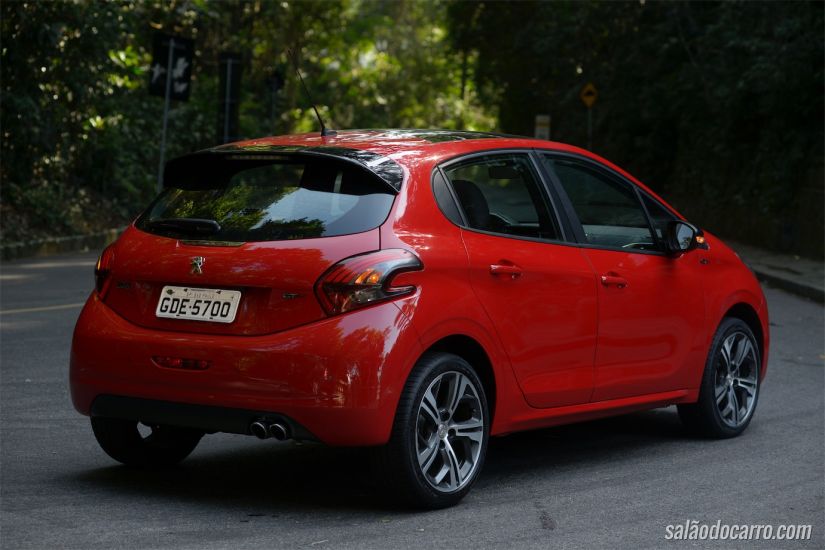 Peugeot 208 GT