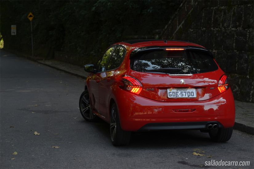 Peugeot 208 GT
