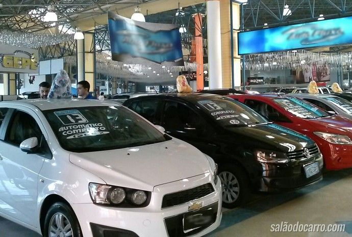 Confira os carros seminovos mais vendidos no mercado