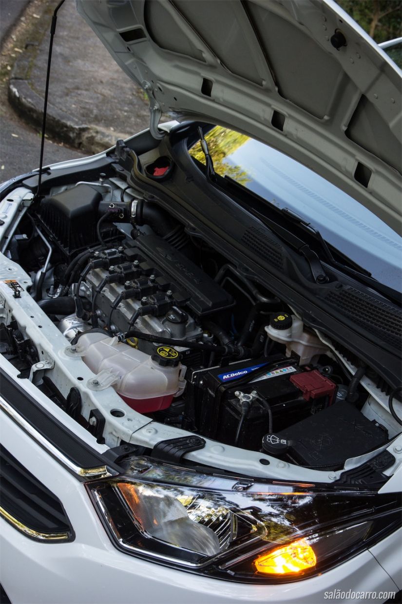 Chevrolet Onix LTZ Automático