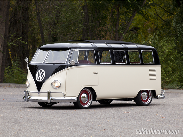 Leilão vende Ferrar de Justin Bieber e Kombi de 1965