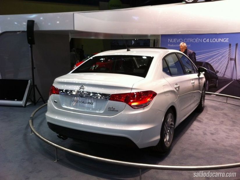 Peugeot e Citroën anunciam recall 