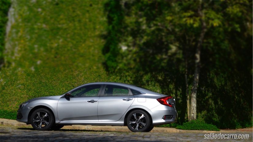 Honda Civic Touring