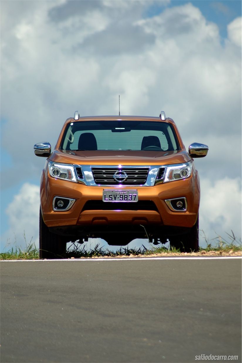 Nissan Frontier LE