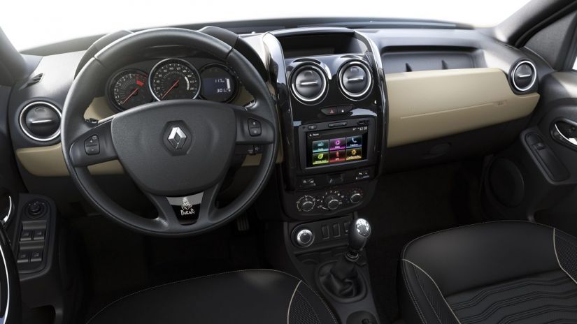 Renault lança Duster Dakar II no Brasil