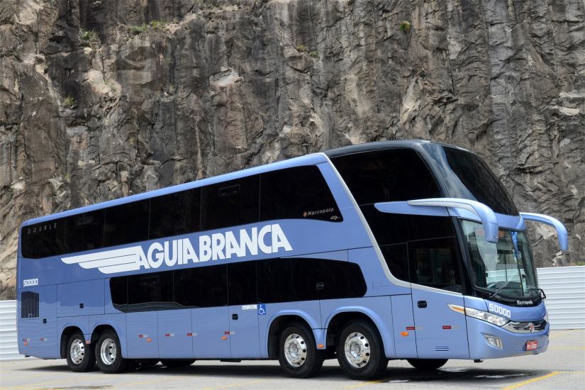 Ônibus O 500 RSDD 8x2 de 15 metros