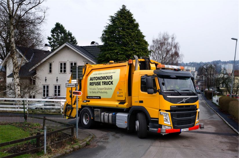 Caminhão de lixo autônomo da Volvo