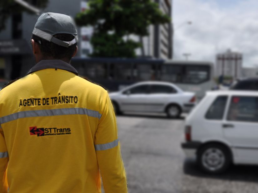 Agentes de trânsito deverão passar por curso obrigatório