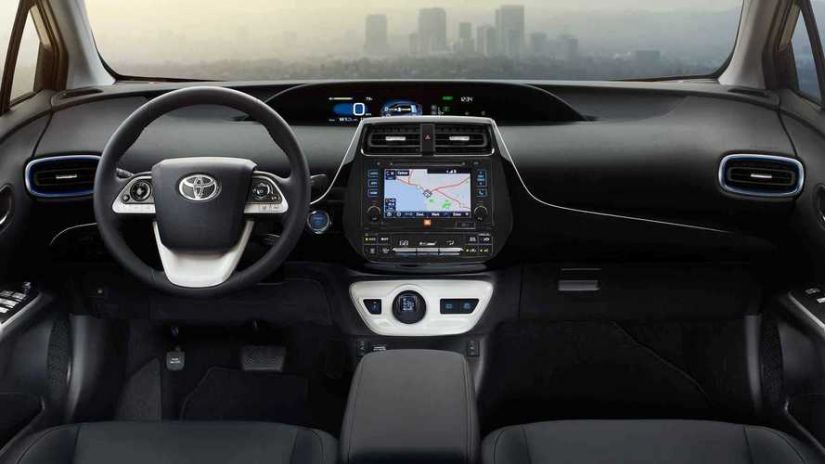 Toyota Prius consegue assumir a liderança de vendas entre os híbridos