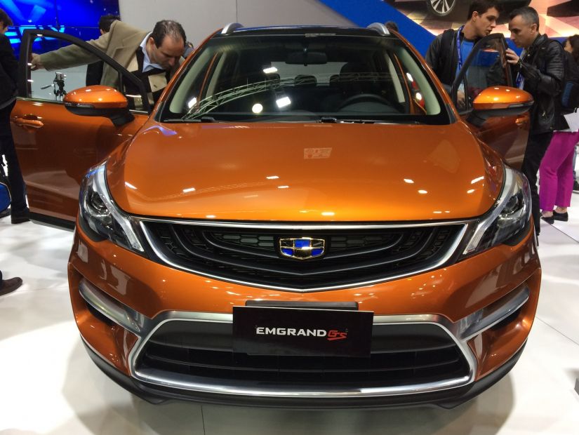 Geely deve voltar a vender carros no Brasil.