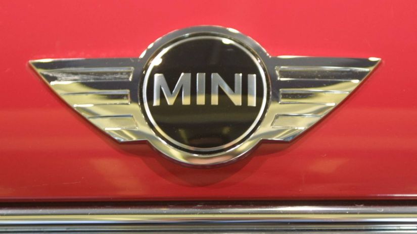 Estudantes poderão comprar versão do Mini Cooper com desconto