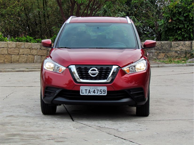 Nissan Kicks S CVT