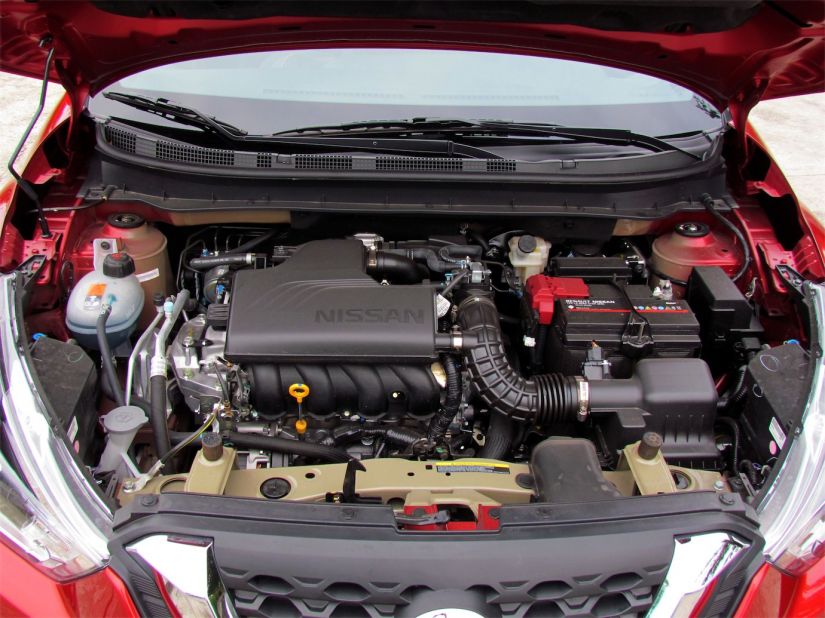 Nissan Kicks S CVT