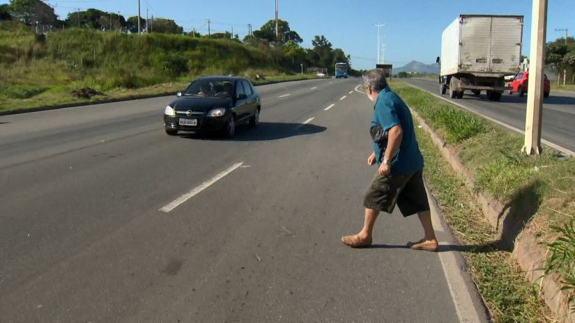 Ciclistas e pedestres também poderão começar a ser multados