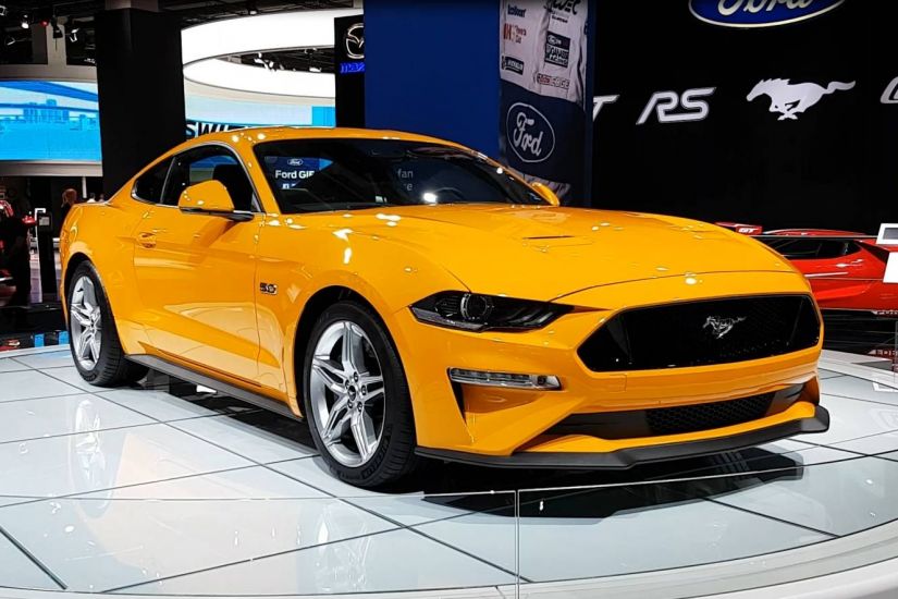 Ford Mustang estreia oficialmente no mercado brasileiro