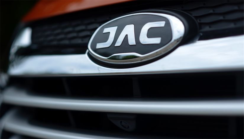 Jac T40