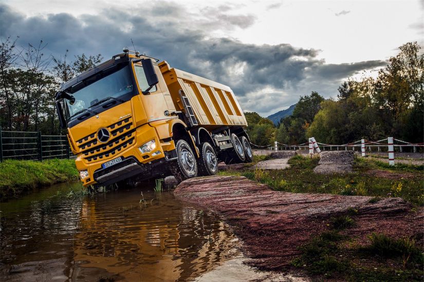 Mercedes-Benz Arocs