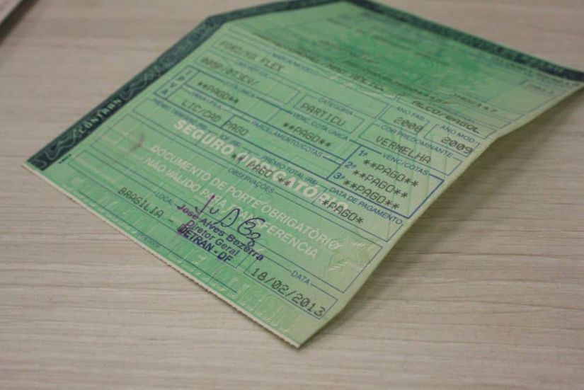 Documentos de veículos também terão versão digital até o ano de 2018