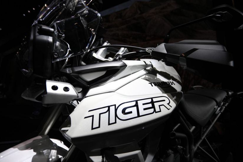 Nova Triumph Tiger 800 começará a ser vendida em junho no Brasil