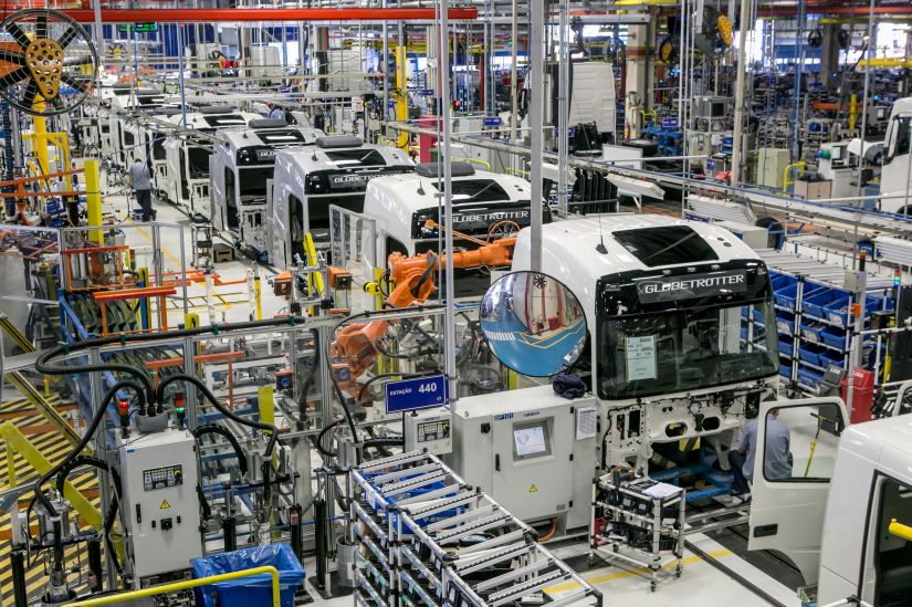 Volvo anuncia abertura de 2º turno de trabalho em fábrica no PR