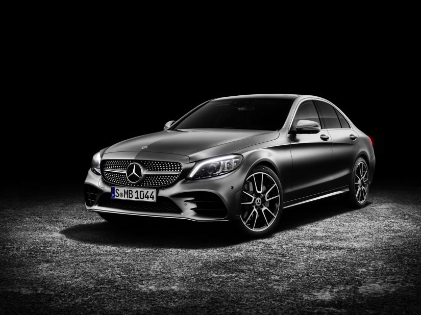Mercedes-Benz anuncia carros híbridos com motor a diesel