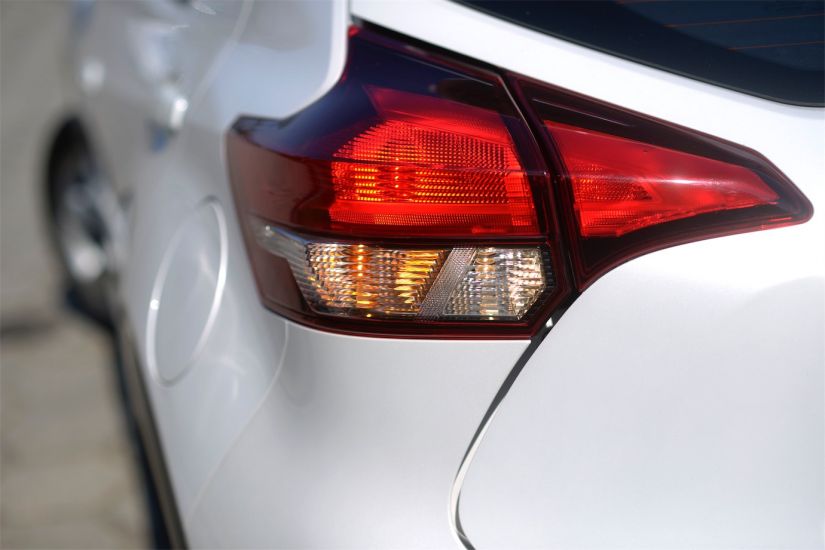 Nissan Kicks S manual