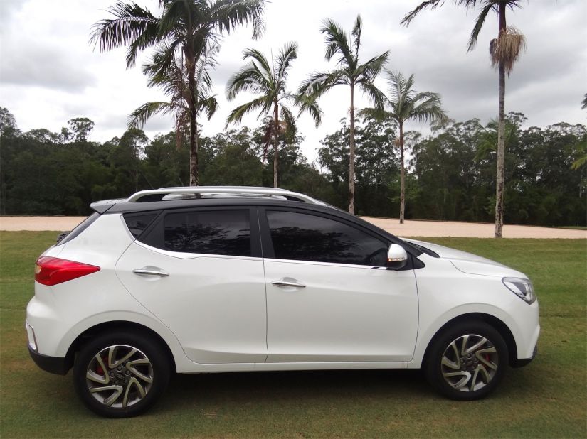 JAC T40 com câmbio CVT