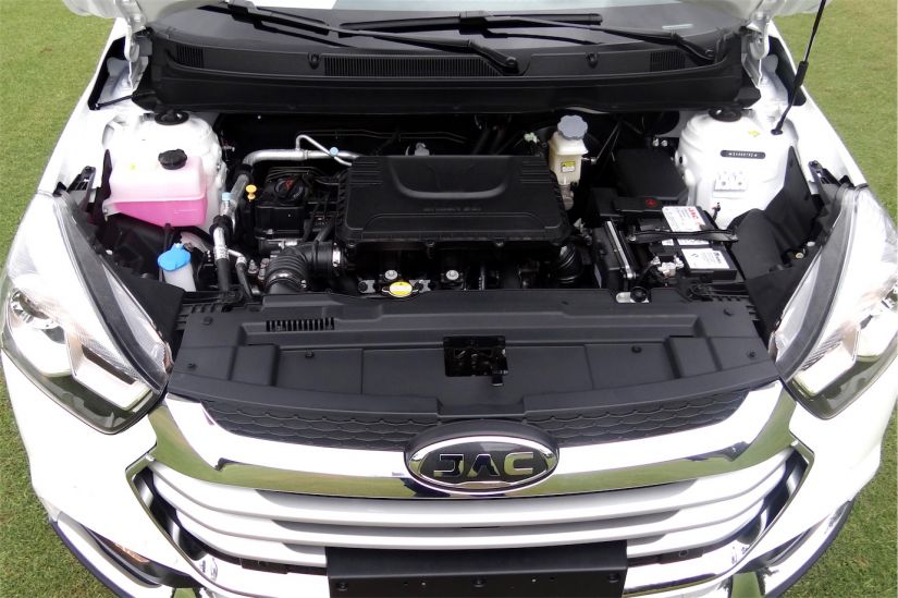 JAC T40 com câmbio CVT