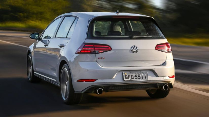 Volkswagen lança oficialmente novos Golf e Golf Variant no Brasil
