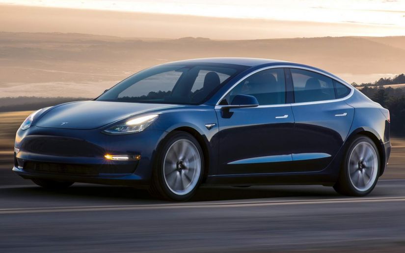 Elon Musk recua e decide não tirar Tesla da Bolsa de Valores