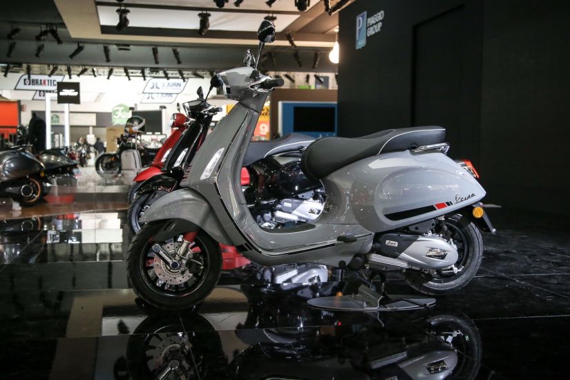 Vespa elétrica começará a ser produzida neste mês