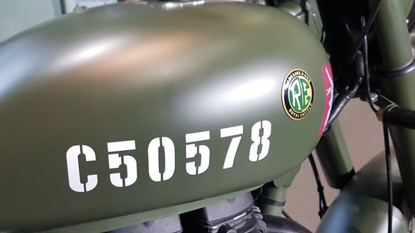 Royal Enfield lança Pegasus no Brasil