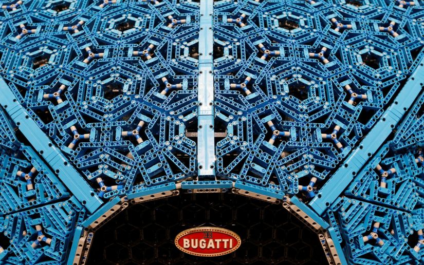 Bugatti de Lego é atração principal no Salão de Paris 2018